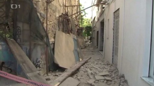 Zemětřesení u Atén