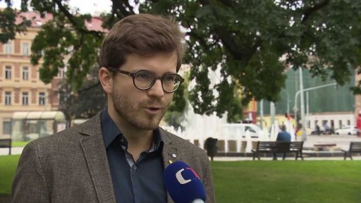 Vládní ne opoziční novele o státních žalobcích