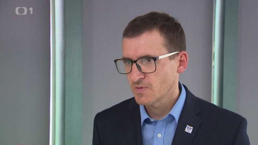 Riskantní manévry řidičů kamionů