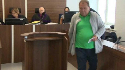 Soud kvůli vyhořelé chatě Libušín