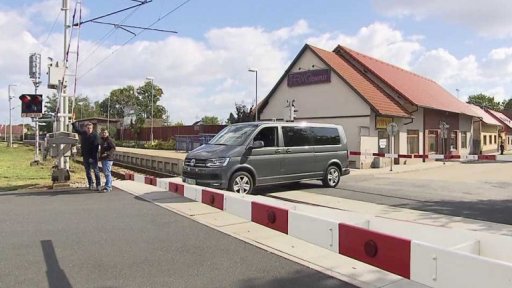 Nehody na železničních přejezdech