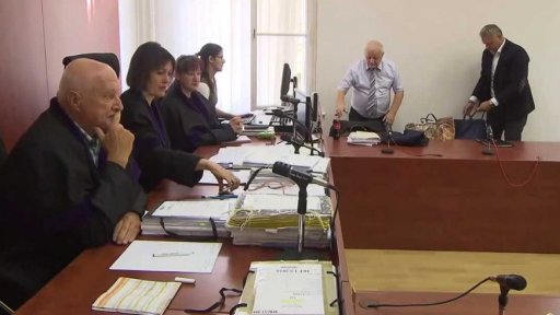 Vyzrazení utajované zprávy BIS