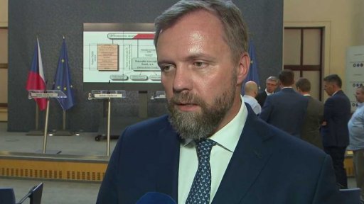 Peníze od bank do Národního rozvojového fondu