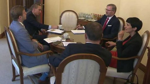 Opozice kritizuje prezidenta kvůli abolici