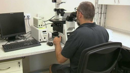 Testování nové léčby Huntingtonovy choroby