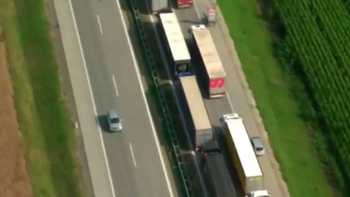 Předjíždění kolon