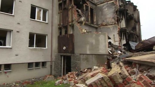 Úklid po výbuchu v Lenoře