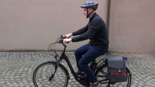 Elektrokola dopravním prostředkem úředníků