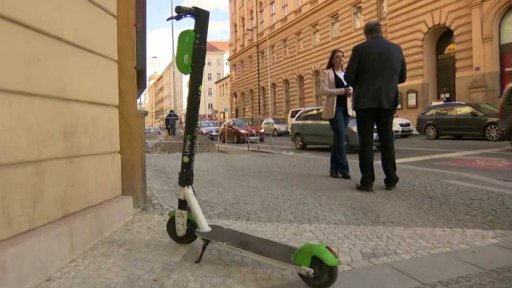 Sdílené koloběžky v ulicích Prahy