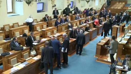 Senát podpořil zákon o elektronických komunikacích