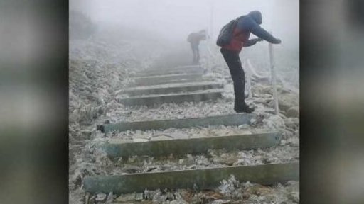 Mrazivé počasí na Sněžce