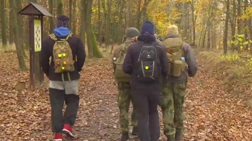 Pochod za parašutisty skupiny Tungsten