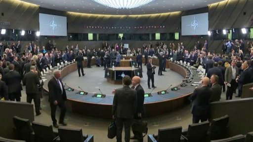 Operačním prostorem NATO bude nově i vesmír