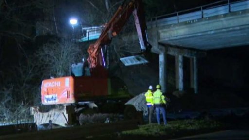 Demolice mostu na Strakonické ulici