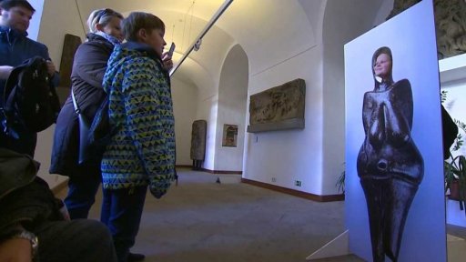 Fronty na Věstonickou venuši