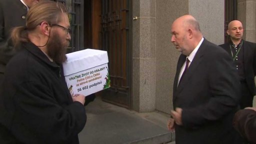 Petice za šetrnější hospodaření v krajině