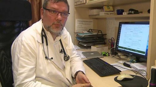 Kritika před rozjezdem e-neschopenek