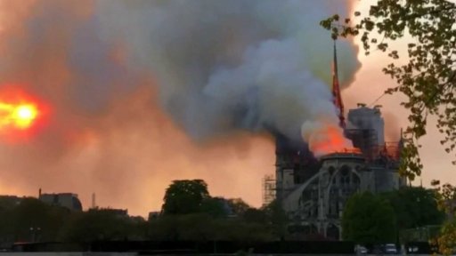 Požár v Notre-Dame