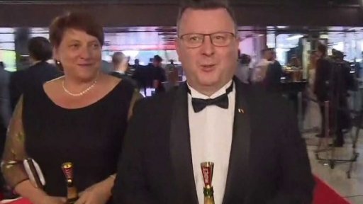 Politici na zahájení festivalu