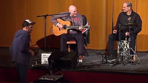 Kapela Dunaj hraje v Brně