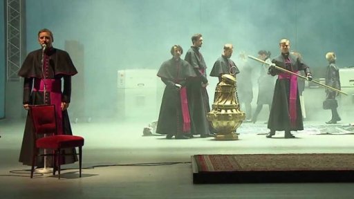 Král Oidipus v Národním divadle