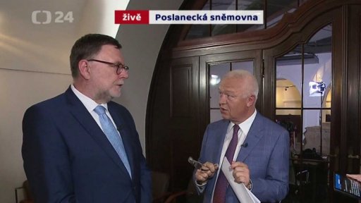 (Ne)důvěra vládě