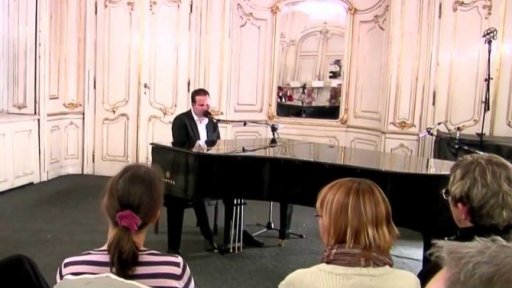 Nevidomý klavírista a zpěvák