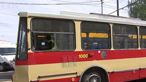 Opravený československý autobus