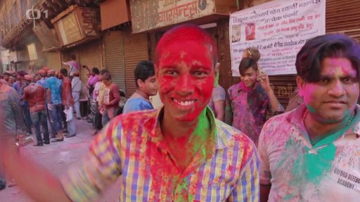 Indie: Festival Holi