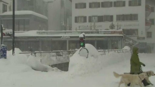 Rakousko bojuje s přívaly sněhu