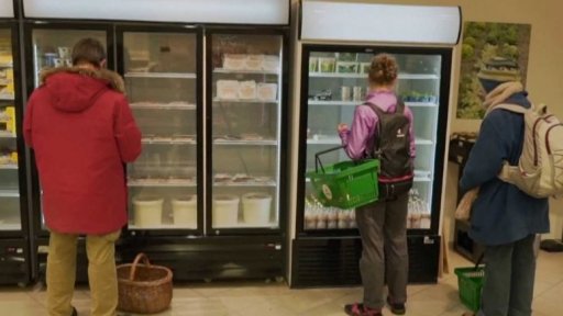 Supermarket s prošlými potravinami