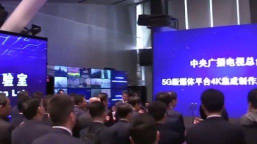 Huawei: právní i reklamní bitva