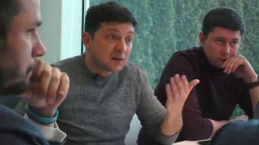 Rusko usnadňuje získání pasů v Donbasu + rozhovor s J. Šírem