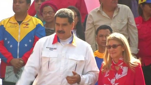Maduro chce parlamentní volby