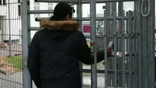 Uprchlíci v dánském deportačním centru