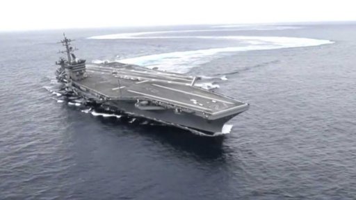 Letadlová loď Lincoln na čekané