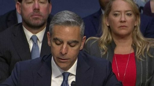 Facebook opět pod drobnohledem