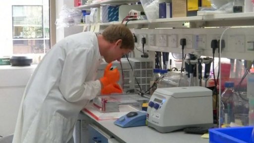 Prenatální a neonatální vyšetření + rozhovor s R. Vlkem