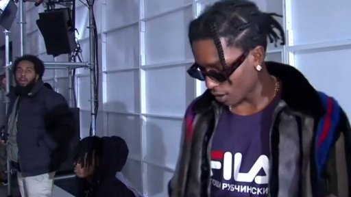 Hvězda rapu za mřížemi