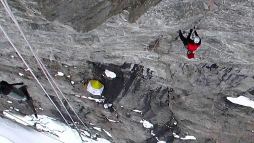 Smrtící norská skalní stěna Trollveggen
