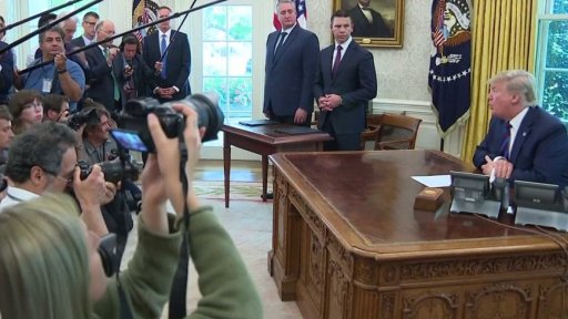 Odchází šéf tajných služeb USA