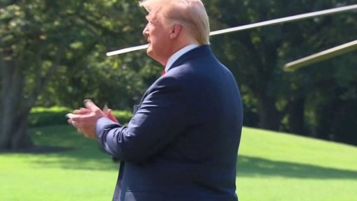 Trump zrušil plánovanou cestu do Dánska + rozhovor s M. Romancovem