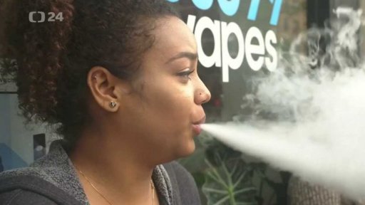 USA: elektronické cigarety pod palbou + rozhovor s E. Králíkovou