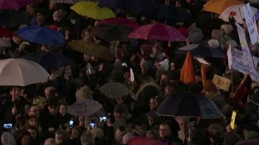 Sardinky proti Matteovi Salvinimu