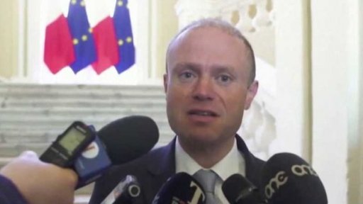 Maltský premiér pod tlakem