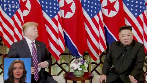 Trump se v Hanoji setkal s Kim Čong-unem