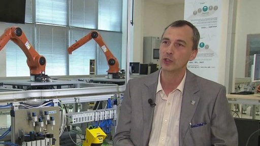 Vývoj technologií pro "chytré továrny"