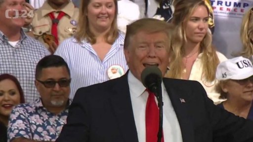 Trump odložil cla na auta