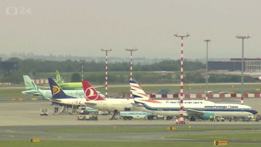 Boeing počítá ztráty kvůli potížím s letouny