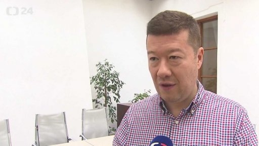 Politická scéna a kauza Čapí hnízdo